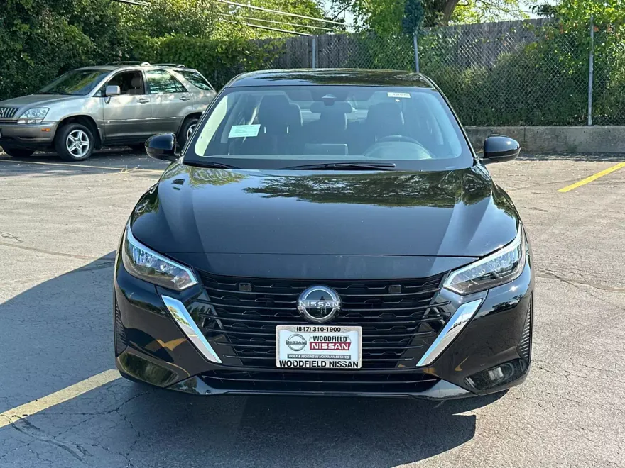 2025 Nissan Sentra SV photo 1