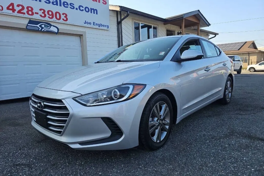2017 Hyundai Elantra SE photo 1