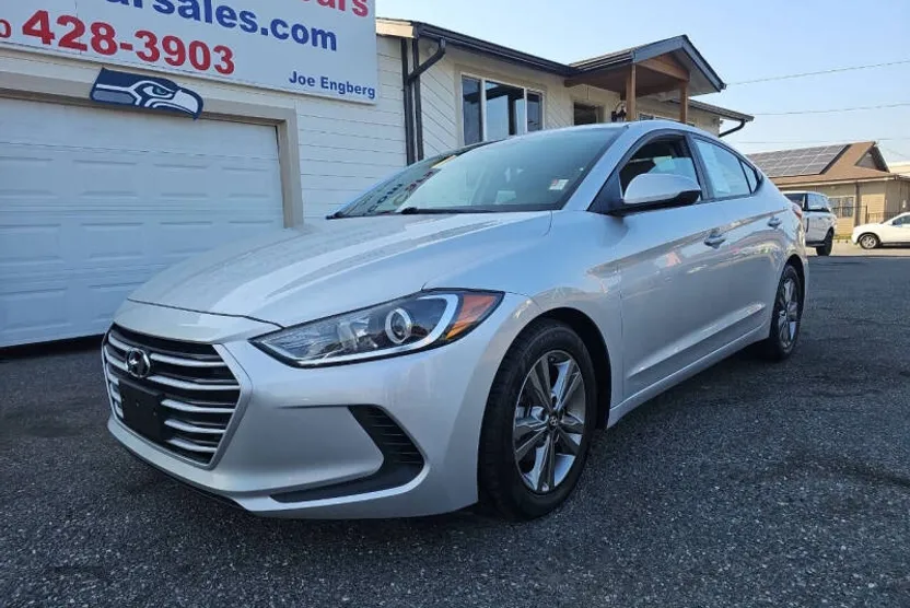 2017 Hyundai Elantra SE photo 1
