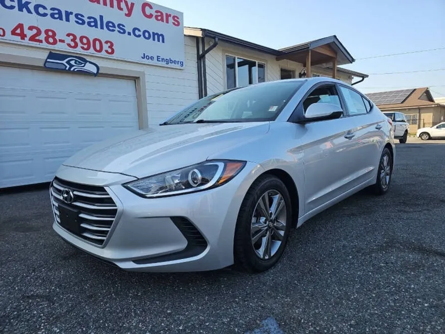 2017 Hyundai Elantra SE photo 1