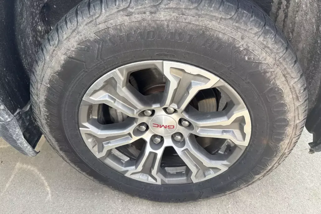 2020 Gmc Sierra 1500 SLE photo 1