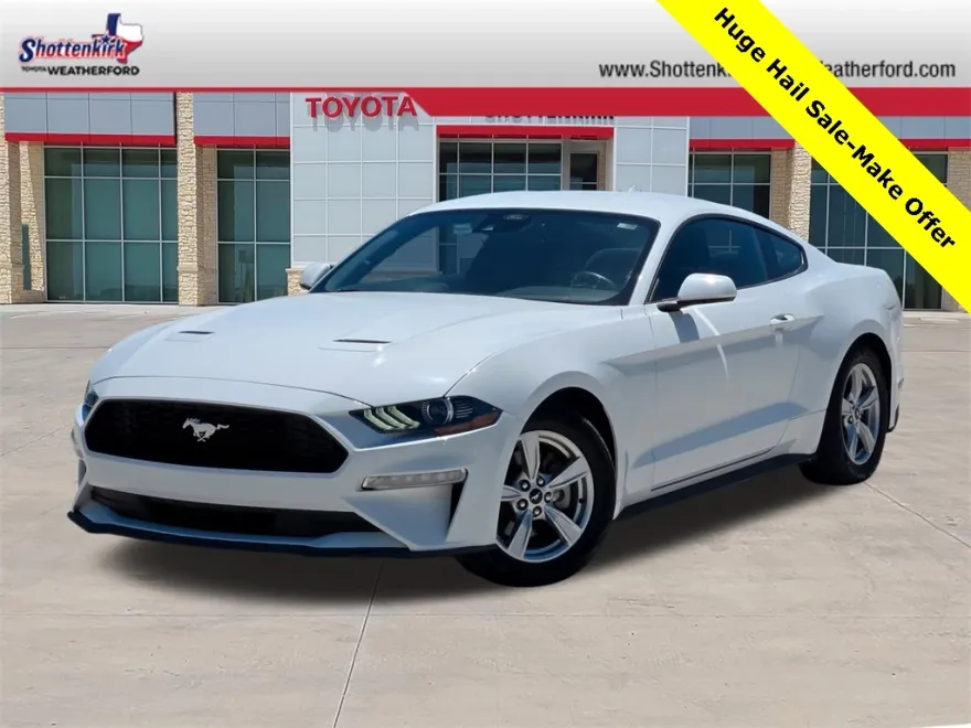 2022 Ford Mustang EcoBoost photo 1