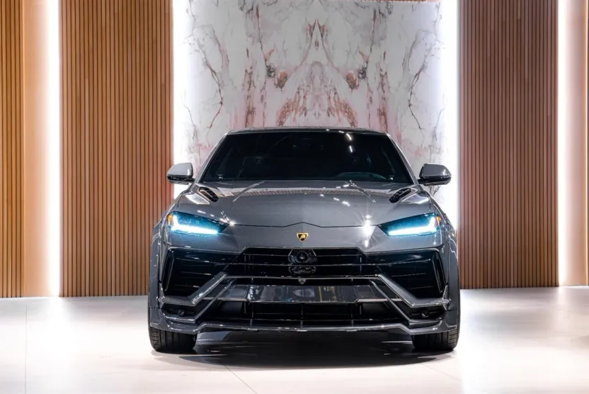 2023 Lamborghini Urus S photo 1