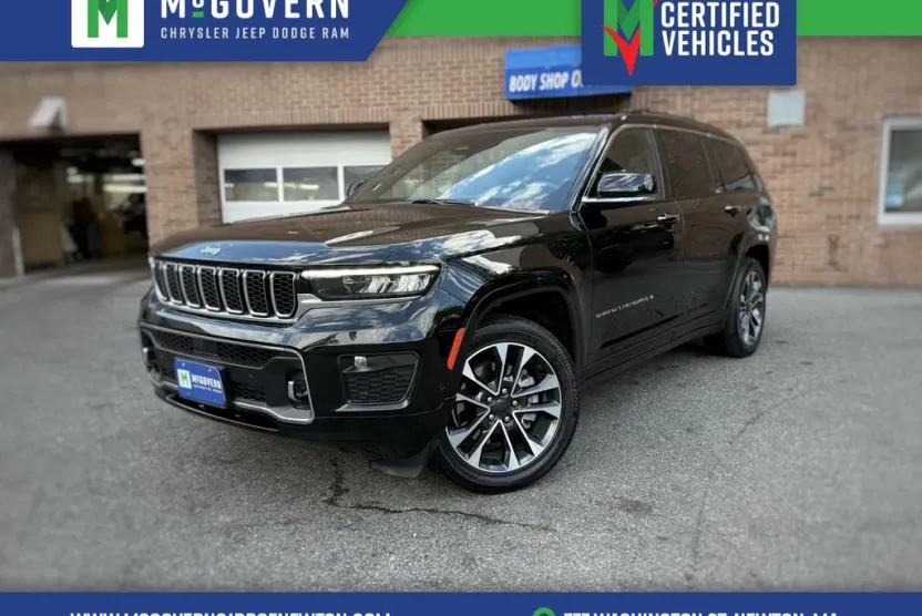 2022 Jeep Grand Cherokee Overland photo 1