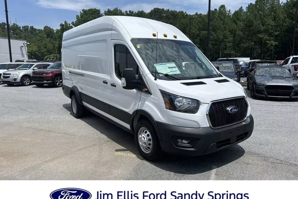2024 Ford Transit photo 1
