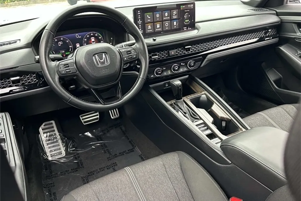 2023 Honda Accord Hybrid Sport photo 1
