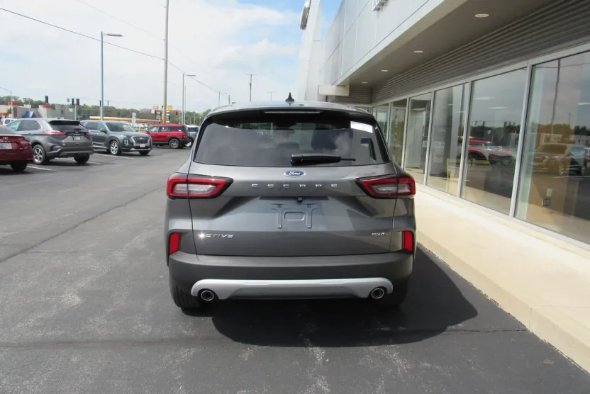 2025 Ford Escape Active photo 1