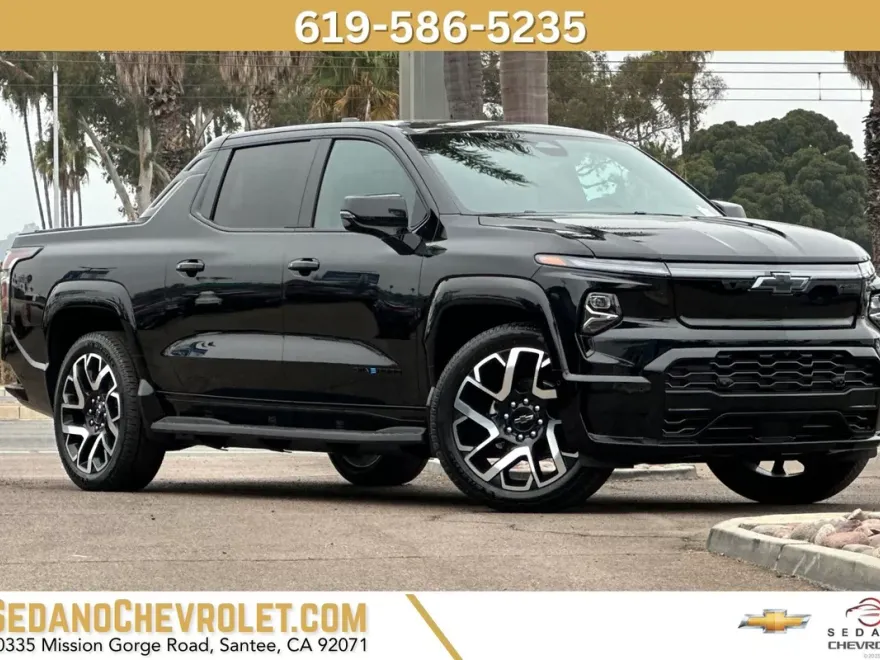 2024 Chevrolet Silverado EV RST photo 1