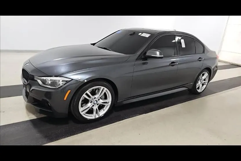 2017 Bmw 330i photo 1