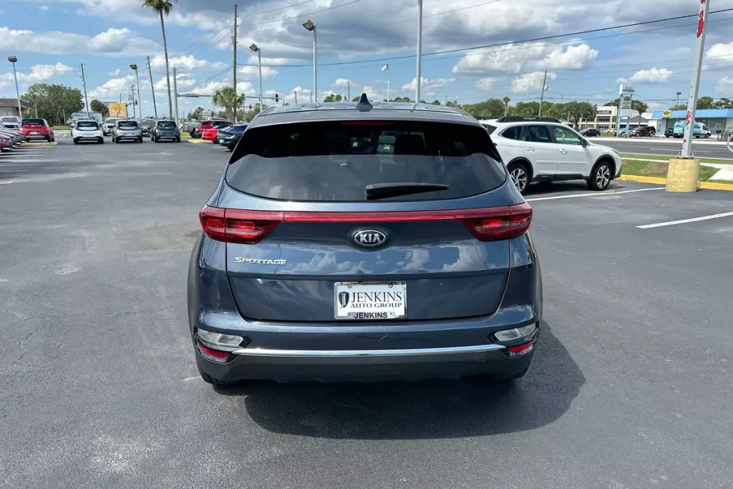 2022 Kia Sportage LX photo 1