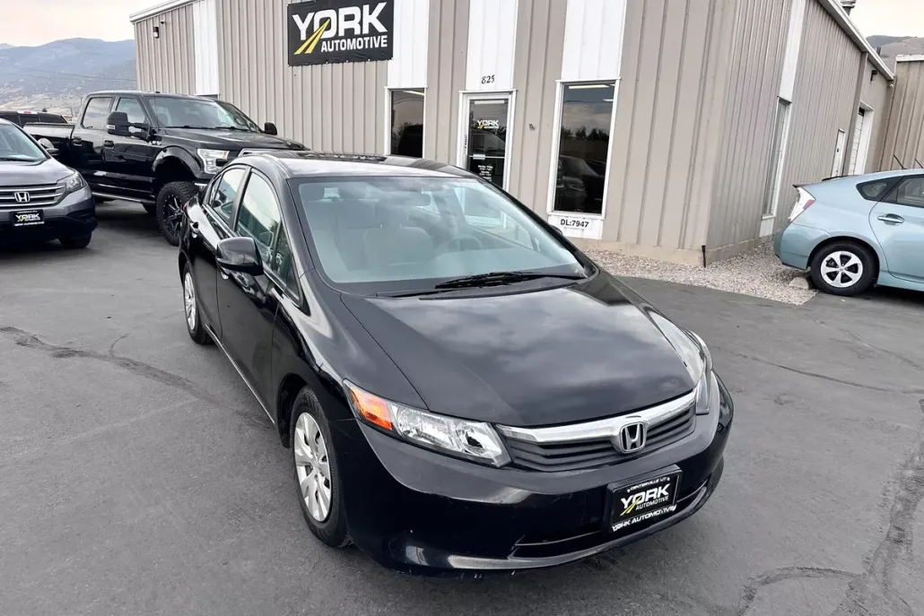 2012 Honda Civic LX photo 1