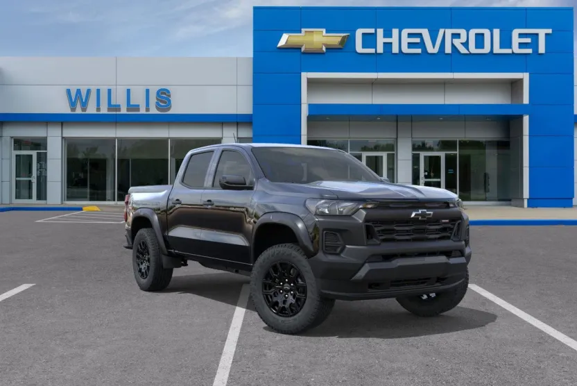 2026 Chevrolet Colorado Trail Boss photo 1