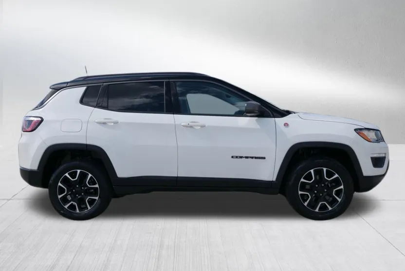 2019 Jeep Compass Trailhawk photo 1