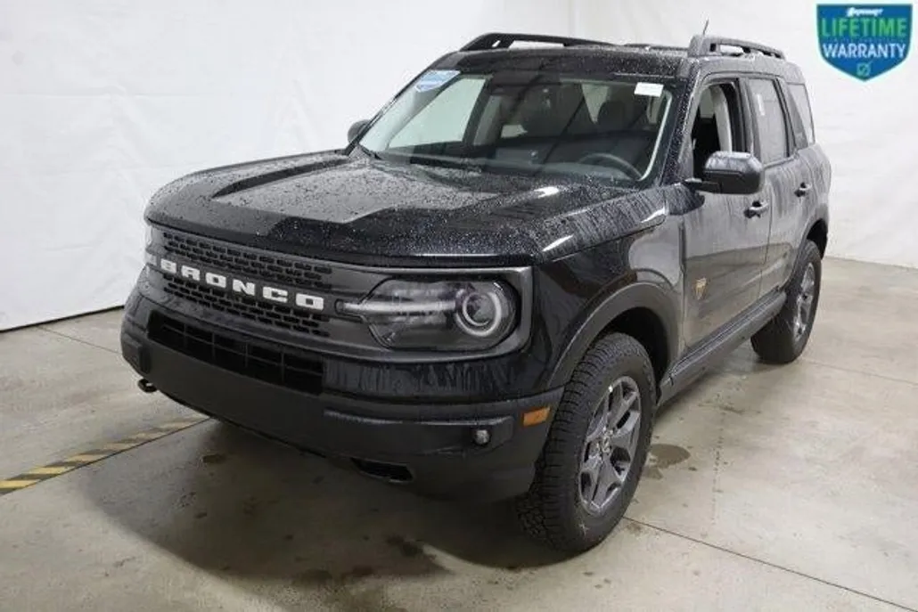2024 Ford Bronco Sport Badlands photo 1