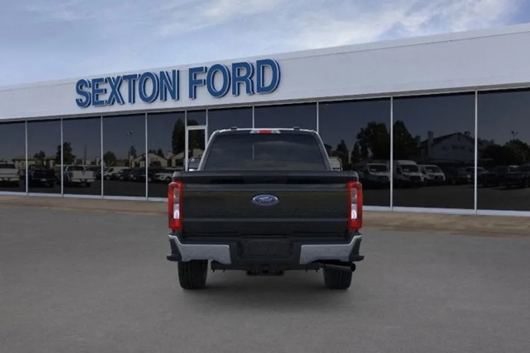 2026 Ford F-250 XLT photo 1