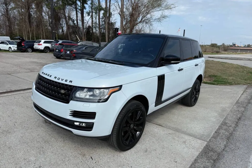 2016 Land Rover Range Rover HSE photo 1