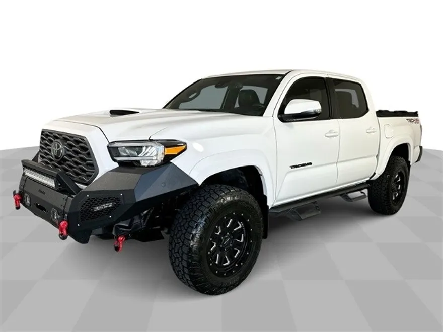 2023 Toyota Tacoma TRD Sport photo 1