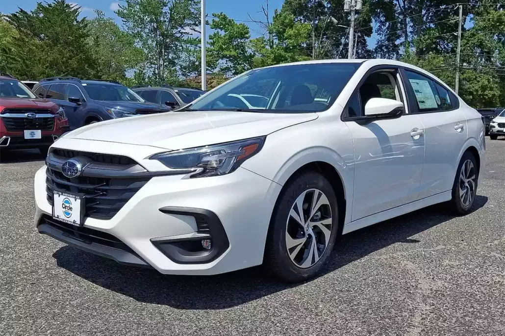 2025 Subaru Legacy Premium photo 1