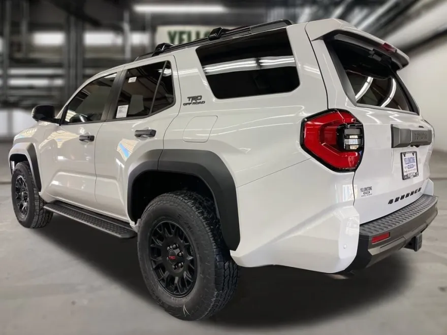 2025 Toyota 4Runner TRD Off-Road Premium photo 1