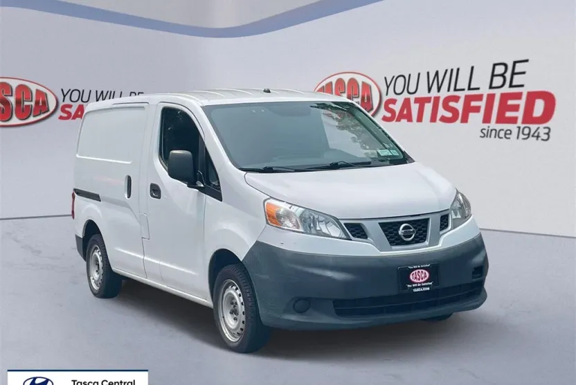 2019 Nissan NV200 S photo 1