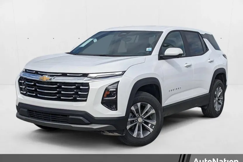 2025 Chevrolet Equinox LT photo 1