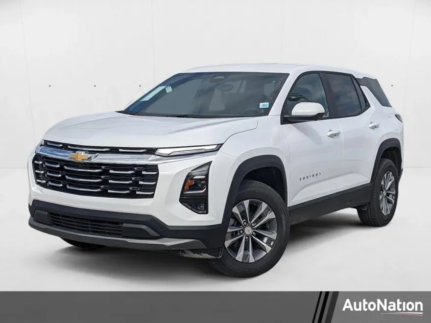 2025 Chevrolet Equinox LT photo 1