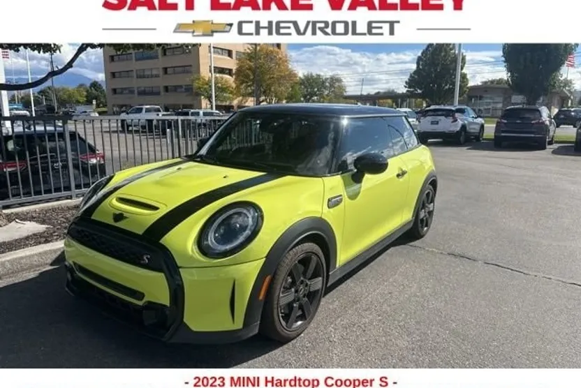 2023 Mini Cooper 2 Door Hardtop S photo 1