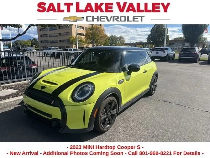 2023 Mini Cooper 2 Door Hardtop S photo 1
