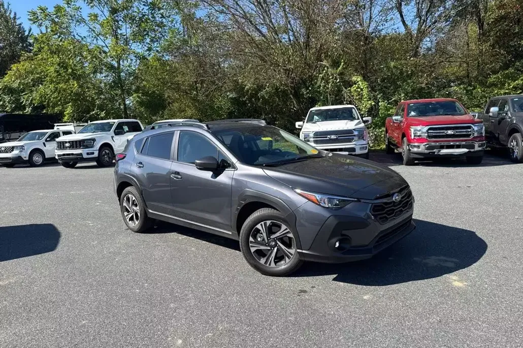 2025 Subaru Crosstrek Premium photo 1
