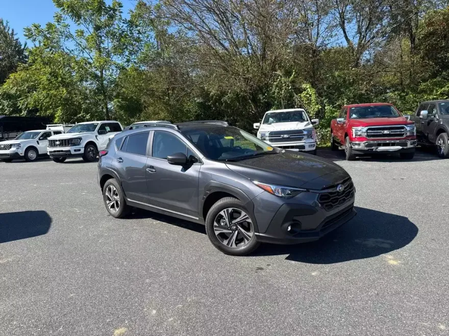 2025 Subaru Crosstrek Premium photo 1