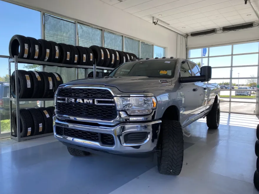 2021 Ram 2500 Tradesman photo 1