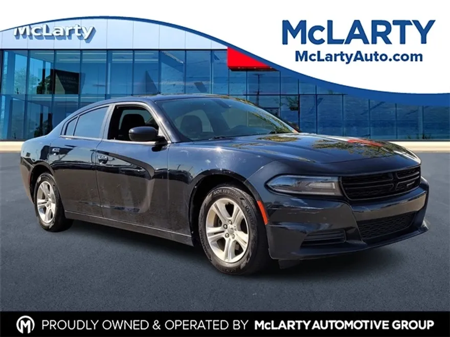 2019 Dodge Charger SXT photo 1