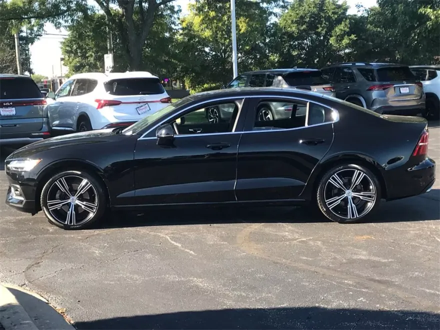 2021 Volvo S60 Inscription photo 1