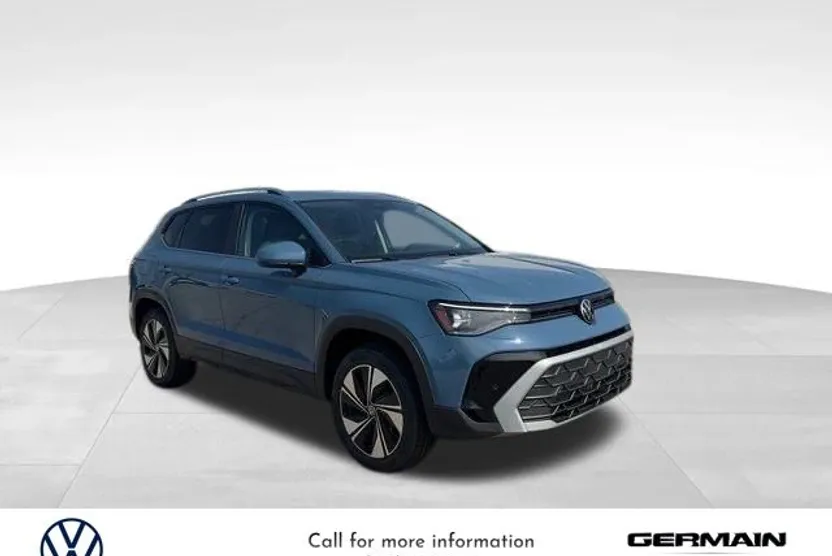 2025 Volkswagen Taos SE photo 1