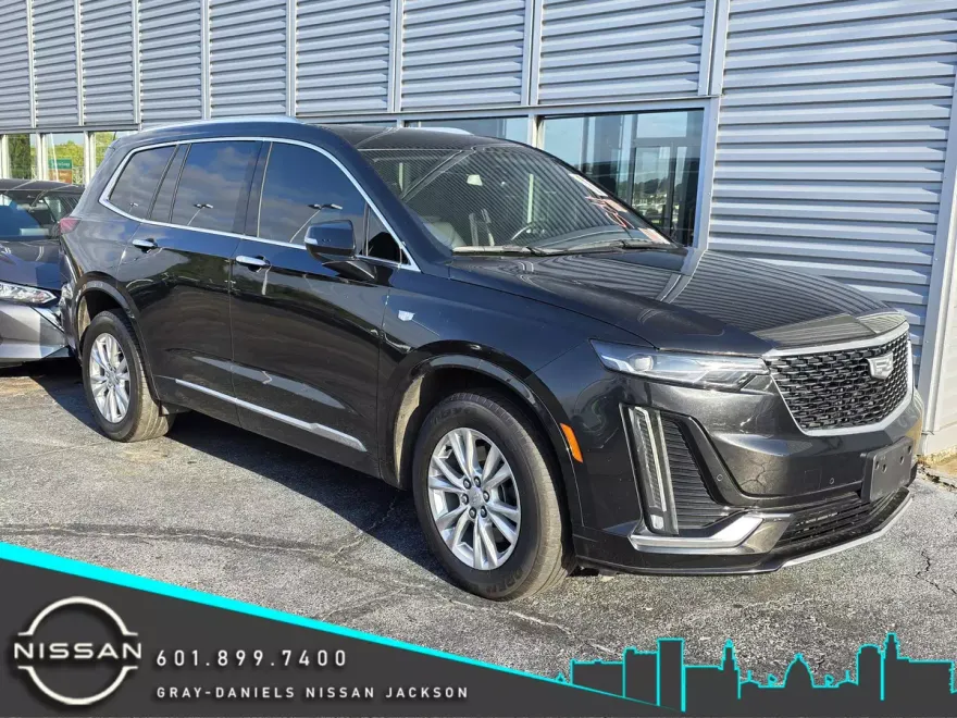 2023 Cadillac XT6 Luxury photo 1