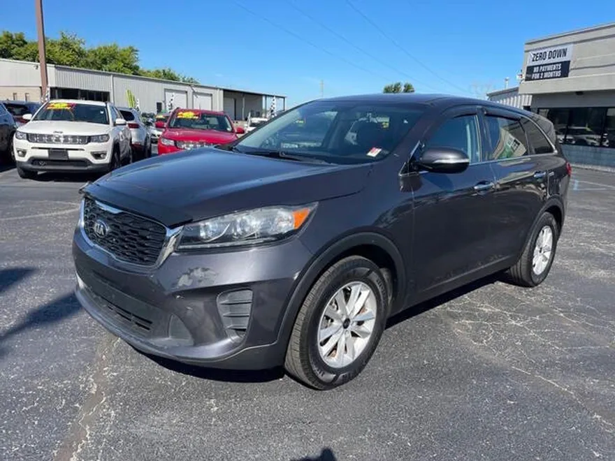 2019 Kia Sorento LX V6 photo 1