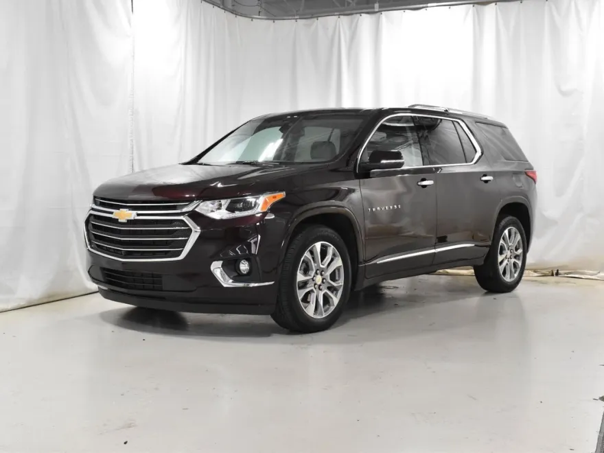 2021 Chevrolet Traverse Premier photo 1