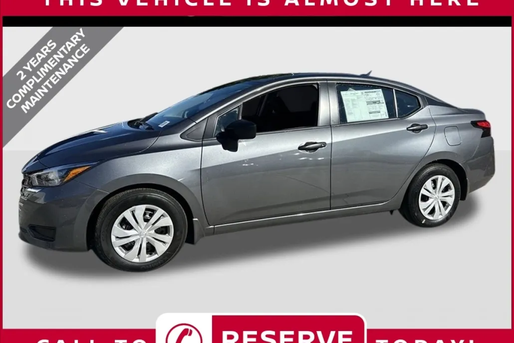 2025 Nissan Versa 1.6 S photo 1