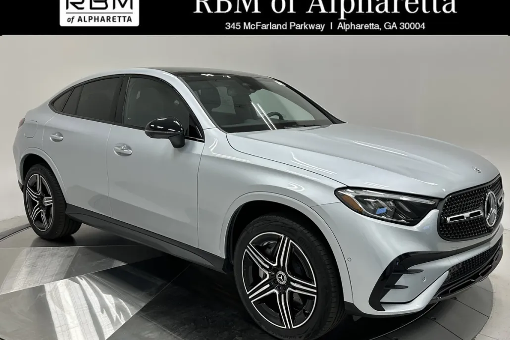 2024 Mercedes Benz GLC 300 4MATIC photo 1