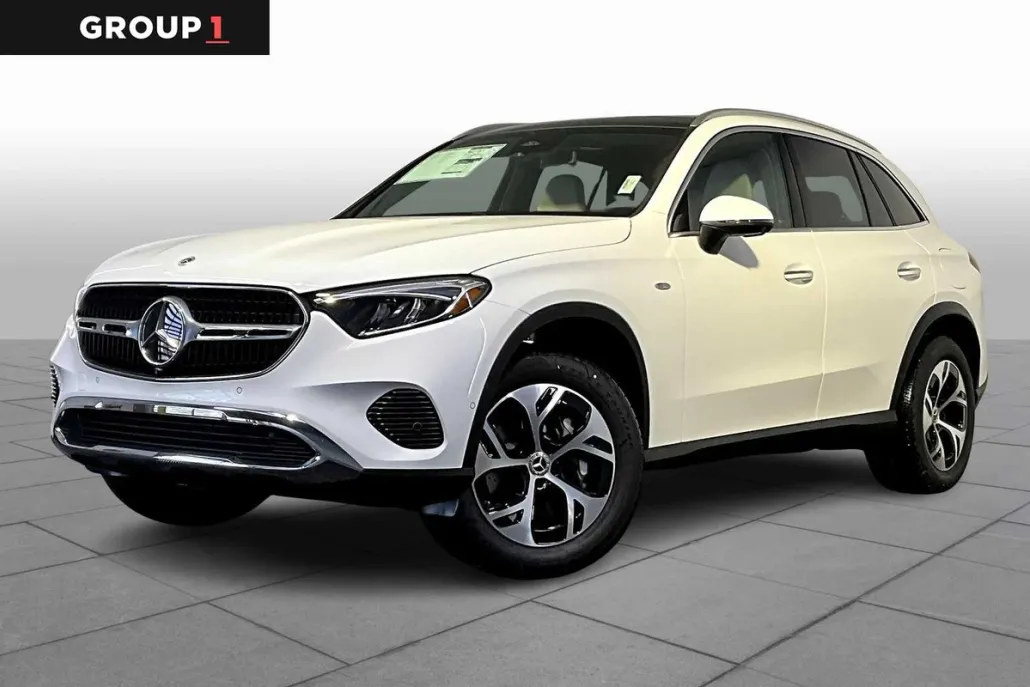 2025 Mercedes Benz GLC 350e 4MATIC photo 1