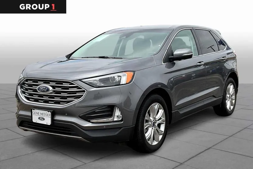 2022 Ford Edge Titanium photo 1