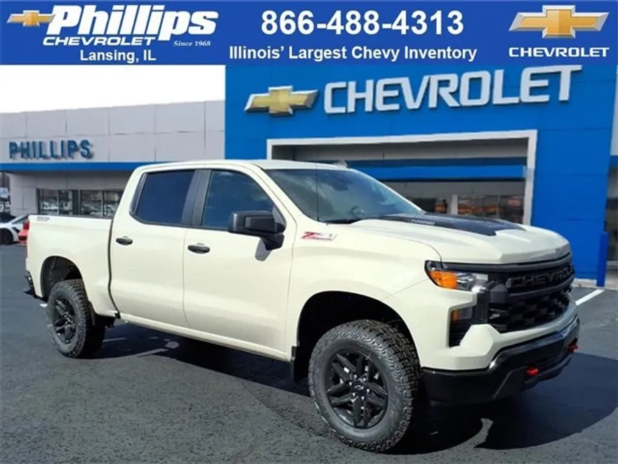 2026 Chevrolet Silverado 1500 Custom Trail Boss photo 1