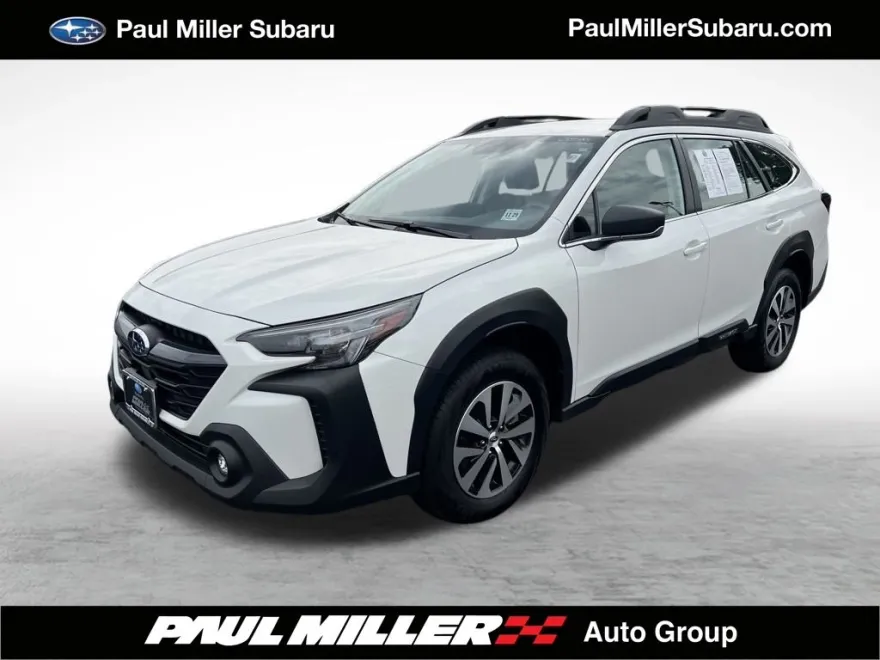 2025 Subaru Outback Base photo 1