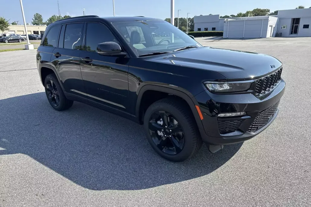 2025 Jeep Grand Cherokee Limited photo 1