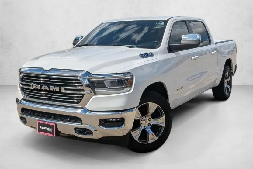 2023 Ram 1500 Laramie photo 1