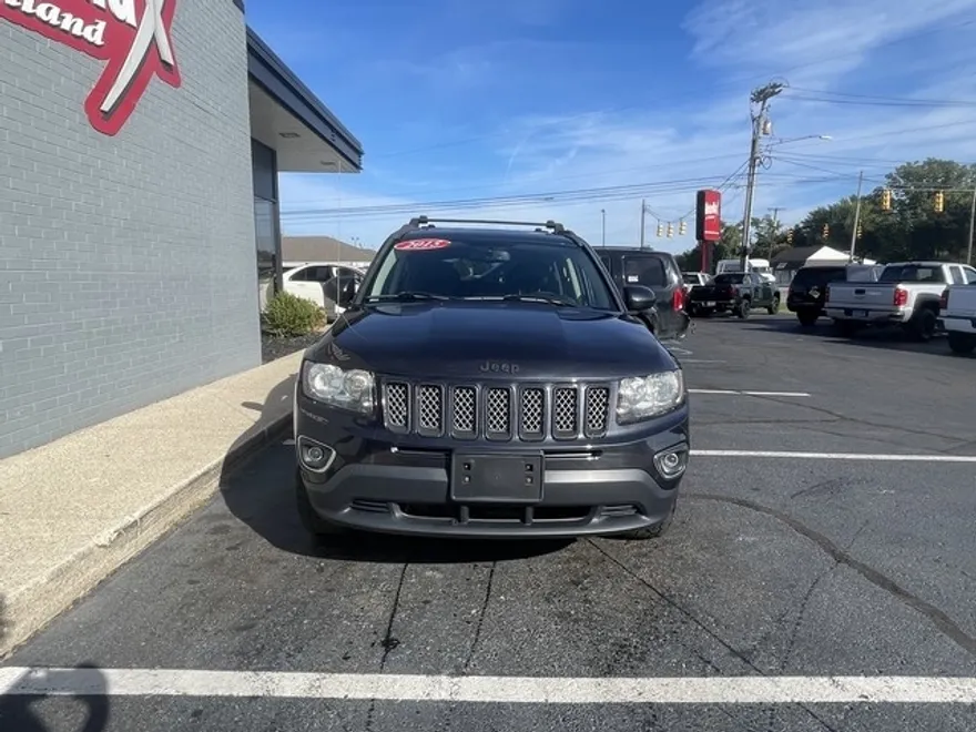 2015 Jeep Compass Latitude photo 1