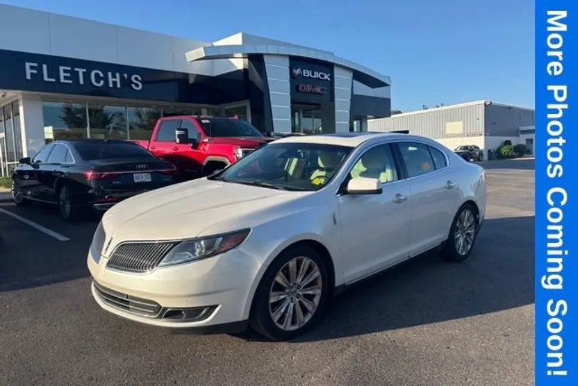 2014 Lincoln MKS EcoBoost photo 1