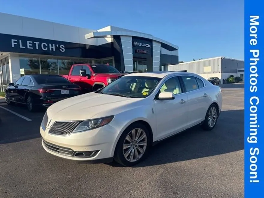 2014 Lincoln MKS EcoBoost photo 1
