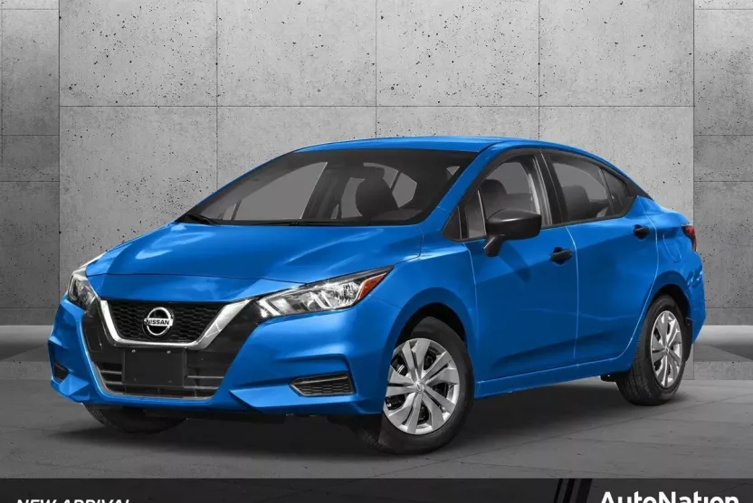 2021 Nissan Versa SV photo 1