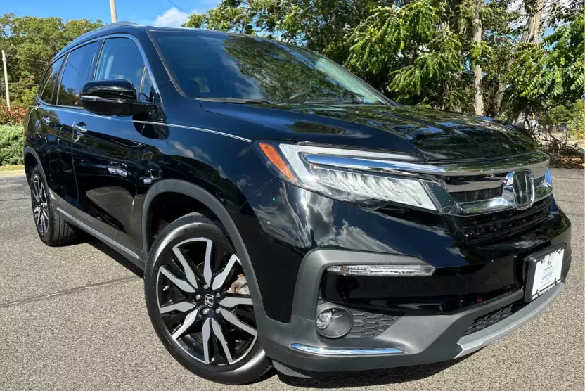 2022 Honda Pilot Touring photo 1